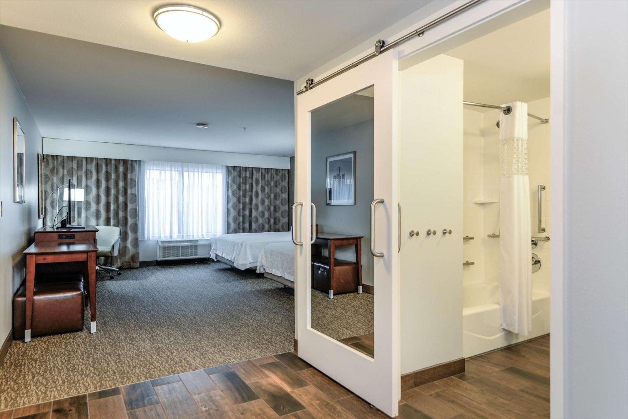 Hampton Inn Brighton Mi Luaran gambar