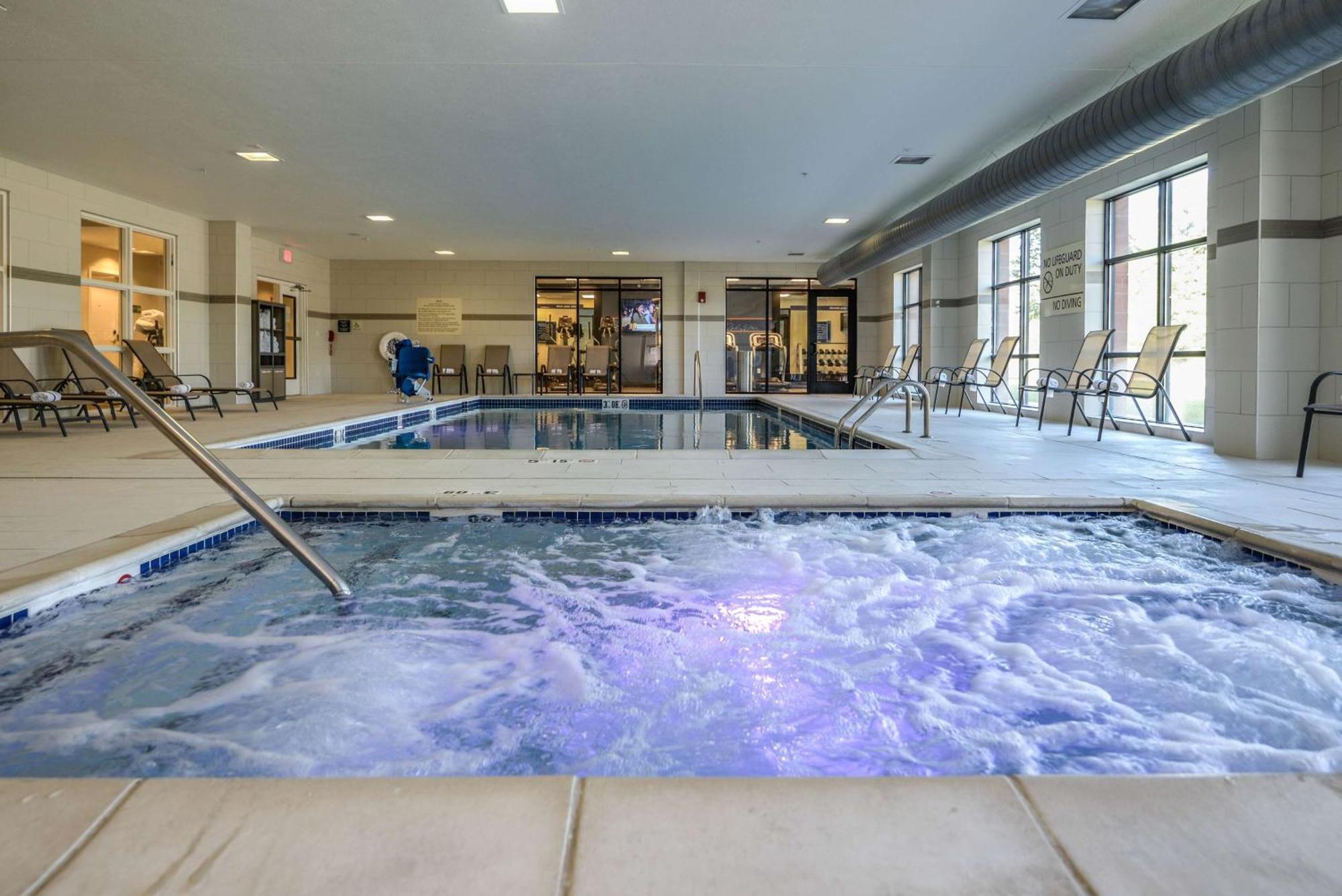 Hampton Inn Brighton Mi Luaran gambar